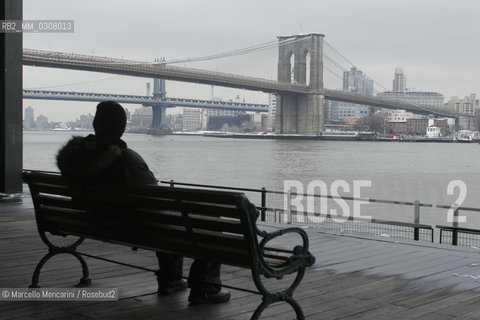 New York, February 2008. The Brooklyn Bridge (also known as the East River Bridge) seen from Seaport / Il ponte di Brooklin (o East River Bridge) visto da Seaport - ©Marcello Mencarini/Rosebud2