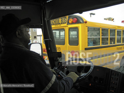 New York City, 2008. A school bus / New York, 2008. Uno scuolabus - ©Marcello Mencarini/Rosebud2