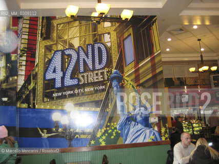 New York City, 2008. The 42th street / New York, 2008. La Quarantaduesima strada - ©Marcello Mencarini/Rosebud2