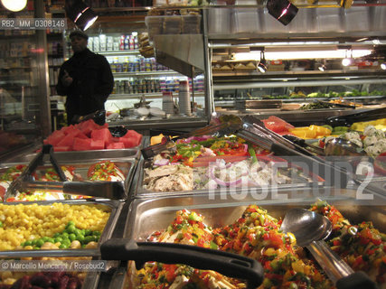 New York City, 2008. Del Monico Gourmet, delicatessen restaurant in Manhattan - ©Marcello Mencarini/Rosebud2