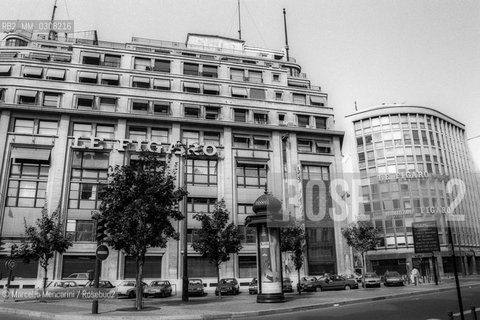 Paris, 1989. Headquarters of the newspaper Le Figaro / Parigi, 1989. Sede del giornale Le Figaro - ©Marcello Mencarini/Rosebud2