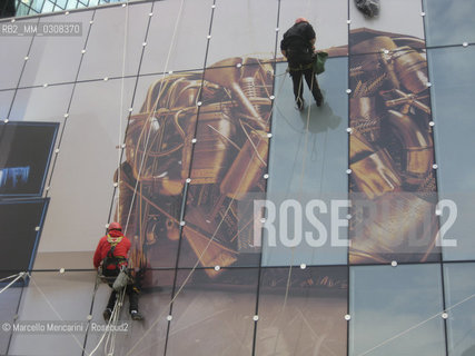 Paris, Esplanade de la Défense - ©Marcello Mencarini/Rosebud2
