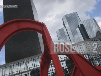 Paris, Esplanade de la Défense. LAraignée Rouge (Red Spider) by Alexander Calder (1974) - ©Marcello Mencarini/Rosebud2