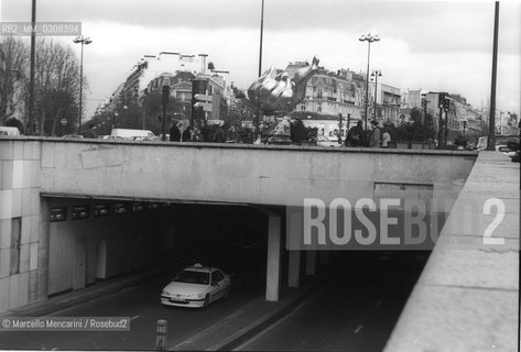 Paris, 1999. Pont de lAlma tunnel where Diana, Princess of Wales was involved in a fatal car crash along with her companion Dodi Fayed and driver Henri Paul on 31 August 1997 / Parigi, 1999. Tunnel sotto il Pont de lAlma, dove il 31 agosto 1997 morì in un incidente stradale Diana principessa del Galles, il suo compagno Dodi Al Fayed e lautista Henri Paul - ©Marcello Mencarini/Rosebud2