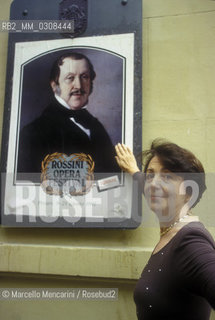 Pesaro, Rossini Opera festival 1997. Head of press office Simona Barabesi / Pesaro, Rossini Opera Festival 1997. Il capo ufficio stampa Simona Barabesi - ©Marcello Mencarini/Rosebud2