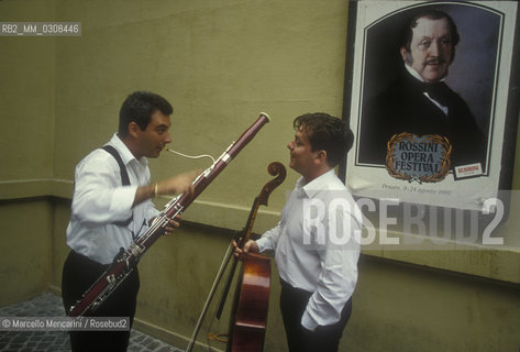 Pesaro, Rossini Opera Festival 1997. Musicians in the Rossini Theater / Pesaro, Rossini Opera Festival 1997. Musicisti nel Teatro Rossini - ©Marcello Mencarini/Rosebud2