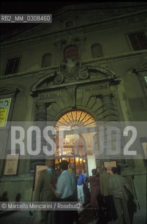 Pesaro, Rossini Opera Festival 1997. Rossini Theater / Pesaro, Rossini Opera Festival 1997. Il Teatro Rossini - ©Marcello Mencarini/Rosebud2