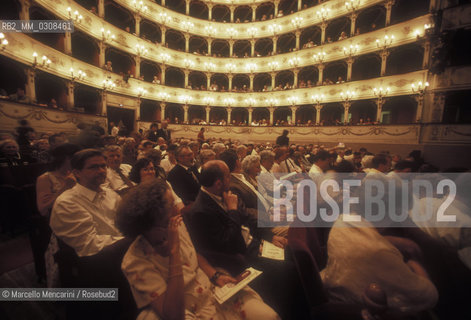Pesaro, Rossini Opera Festival 1997. Interior view of the Rossini Theater / Pesaro, Rossini Opera Festival 1997. Sala del Teatro Rossini - ©Marcello Mencarini/Rosebud2