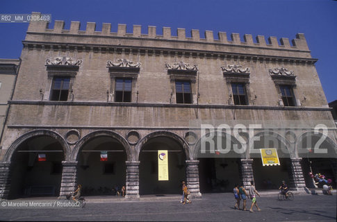 Pesaro, Rossini Opera festival 1997. Ducal Palace / Pesaro, Rossini Opera festival 1997. Palazzo ducale - ©Marcello Mencarini/Rosebud2