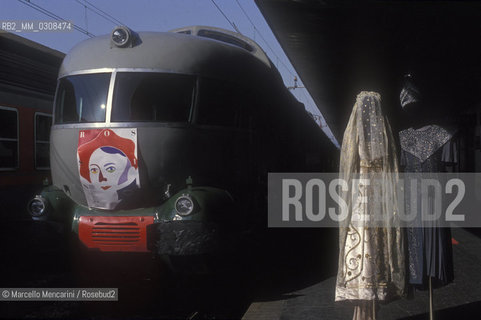 Settebello train setted up for the Rossini Opera Festival 1997 / Il treno Settebello allestito per il Rossini Opera Festival 1997 - ©Marcello Mencarini/Rosebud2
