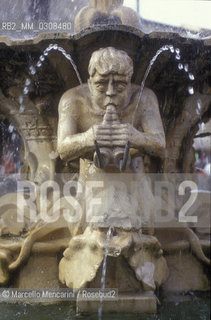 Pesaro, about 1985. Fountain of the Tritons, detail / Pesaro, 1985 circa. Fontana dei Tritoni, particolare - ©Marcello Mencarini/Rosebud2