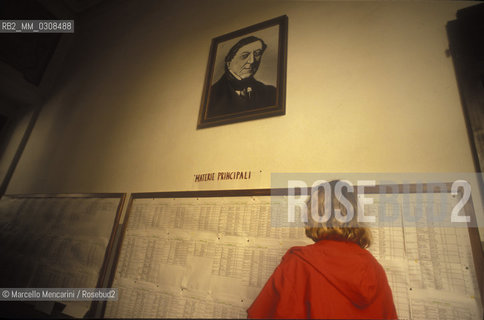 Pesaro, about 1985. Board of the courses in the Conservatory / Pesaro, 1985 circa. Tabellone dei corsi del Conservatorio - ©Marcello Mencarini/Rosebud2