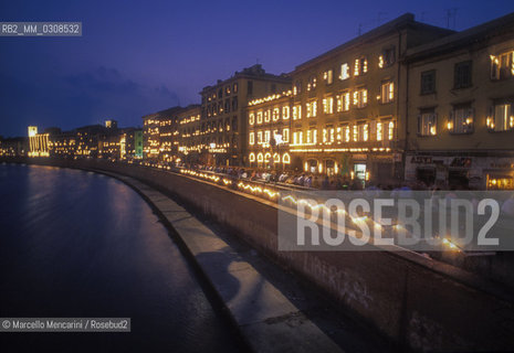 Pisa (Italy), Feast of St. Ranieri along the Arno river / Pisa, Luminara di San Ranieri sul Lungarno - ©Marcello Mencarini/Rosebud2