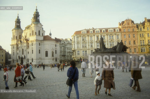 PRAGUE. Old Town Square (Staroměstské náměstí) / PRAGA, piazza della città vecchia (Staroměstské náměstí) - ©Marcello Mencarini/Rosebud2