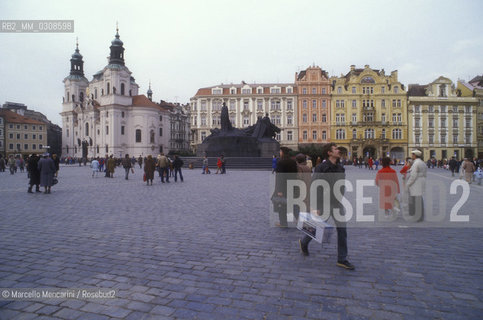 PRAGUE. Old Town Square (Staroměstské náměstí) / PRAGA, piazza della città vecchia (Staroměstské náměstí) - ©Marcello Mencarini/Rosebud2