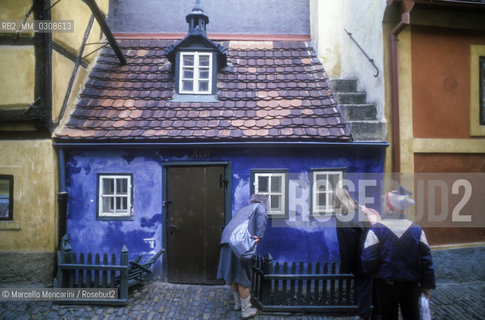 PRAGUE Castle. Childrens home / Castello di PRAGA, casa dei ragazzi - ©Marcello Mencarini/Rosebud2