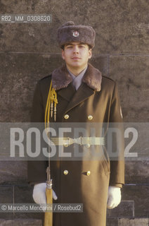 PRAGUE, 1987. Soldier / PRAGA, 1988. Soldato - ©Marcello Mencarini/Rosebud2