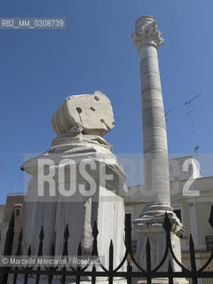 Brindisi, colonne di epoca romana che segnano la fine della via Appia - ©Marcello Mencarini/Rosebud2