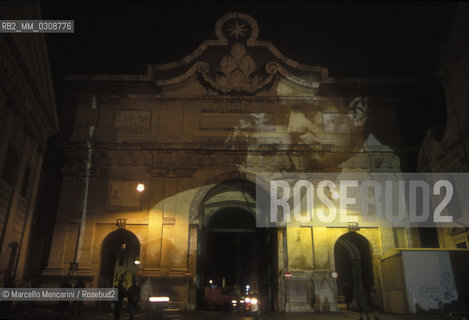 Rome, 1995. Piazza del Popolo, Centenary of Cinema / Roma, 1995. Piazza del Popolo, Centenario del Cinama - ©Marcello Mencarini/Rosebud2