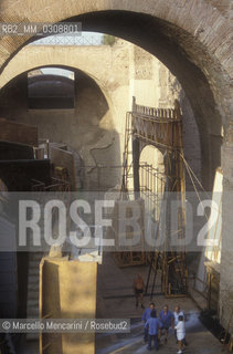 Rome, 1989. Set of Verdis Aida at Baths of Caracalla / Roma, 1989. Scenografia dellAida alle Terme di Caracalla - ©Marcello Mencarini/Rosebud2