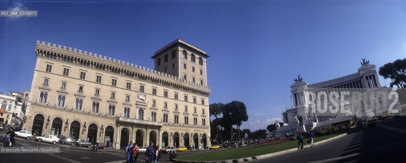 Rome. Palazzo Venezia and Altare della Patria (Altar of the Fatherland) in Piazza Venezia / Roma, Palazzo Venezia e Altare della Patria in piazza Venezia - ©Marcello Mencarini/Rosebud2