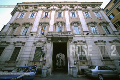 Rome, Piazza del Gesù, 2000. Former headquarters of DC (Italian Christian Democracy Party) / Roma, Piazza del Gesù, 2000. Ex sede della Democrazia Cristiana - ©Marcello Mencarini/Rosebud2