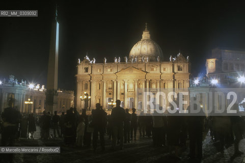 Vatican City, September 30, 1999. Celebration for the restoration of St. Peters Basilica facade / Città del Vaticano, 30 settembre 1999. Festeggiamenti per il restauro della Cupola della Basilica di San Pietro - ©Marcello Mencarini/Rosebud2