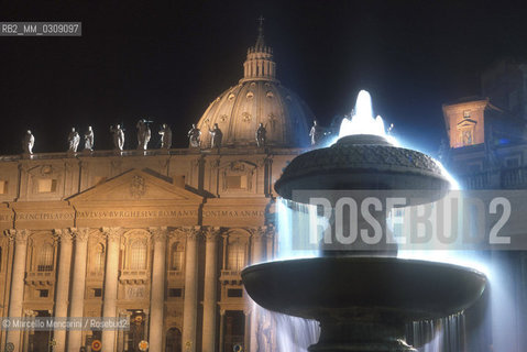 Vatican City, September 30, 1999. Celebration for the restoration of St. Peters Basilica facade / Città del Vaticano, 30 settembre 1999. Festeggiamenti per il restauro della Cupola della Basilica di San Pietro - ©Marcello Mencarini/Rosebud2