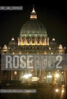 Rome, January 2000. Saint Peters Basilica / Roma, gennaio 2000. Basilica di San Pietro - ©Marcello Mencarini/Rosebud2
