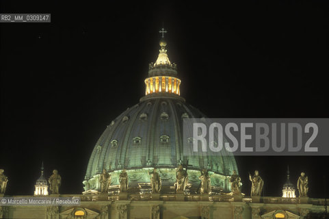 Rome, January 2000. Saint Peters Basilica / Roma, gennaio 2000. Basilica di San Pietro - ©Marcello Mencarini/Rosebud2