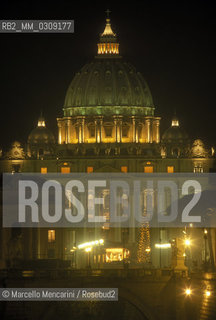 Rome, January 2000. Saint Peters Basilica / Roma, gennaio 2000. Basilica di San Pietro - ©Marcello Mencarini/Rosebud2