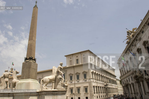 Rome, Piazza del Quirinale obelisk in font of the Quirinal Palace / Roma, Obelisco in piazza del Quirinale di fronte al Palazzo del Quirinale ©Marcello Mencarini/Rosebud2