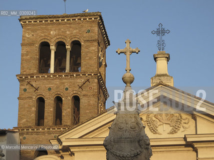 Rome, Tiber Island, Tympanum of St. Bartholomews Basilica on the Island and bell tower / Roma, Isola Tiberina, Timpano della Basilica di San Bartolomeo allIsola e campanile - ©Marcello Mencarini/Rosebud2