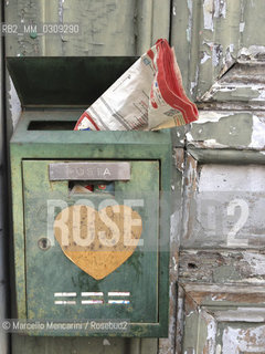Rome, Mailbox / Roma, Cassetta delle lettere - ©Marcello Mencarini/Rosebud2
