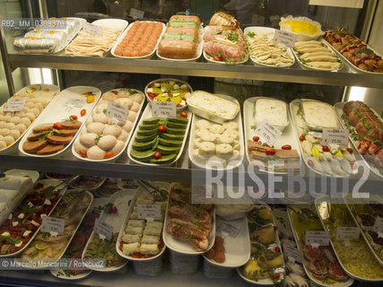 Rome, butcher-delicatessen Angelo Feroci in Via della Maddalena / Roma, Macelleria-gastronomia Angelo Feroci in via della Maddalena - ©Marcello Mencarini/Rosebud2