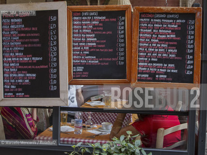 Rome, Menu of a restaurant in via di Monte Giordano / Roma, Menu di un ristorante in via di Monte Giordano - ©Marcello Mencarini/Rosebud2