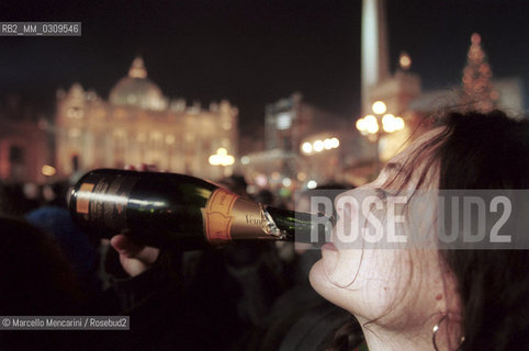 Vatican City, St. Peters Square. New Years Eve 2000 / Città del Vaticano, Piazza San Pietro. Capodanno 2000 - ©Marcello Mencarini/Rosebud2