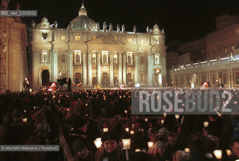 Vatican City, St. Peters Square. New Years Eve 2000 / Città del Vaticano, Piazza San Pietro. Capodanno 2000 - ©Marcello Mencarini/Rosebud2