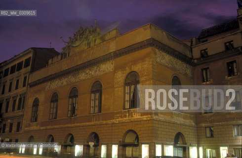 Exterior view of the Argentina Theater in Roma (about 1983) / Facciata del Teatro Argentina di Roma - ©Marcello Mencarini/Rosebud2