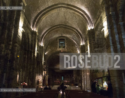 Interior view of the Church of the Saintes Maries de la Mer in the Provence region, France / Interno della chiesa di Saintes Maries de la mer in Provenza, Francia - ©Marcello Mencarini/Rosebud2