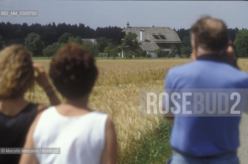 Anif, near Salzburg, July 1989. The house of conductor Herbert von Karajan a few days after his death / Anif, vicino a Salisburgo, luglio 1989. La casa del direttore dorchestra Herbert von Karajan qualche giorno dopo la sua morte - ©Marcello Mencarini/Rosebud2