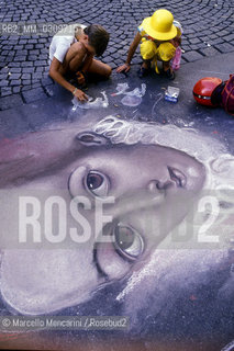 Salzburg, 1989. Street artists / Salisburgo, 1989. Artisti di strada - ©Marcello Mencarini/Rosebud2