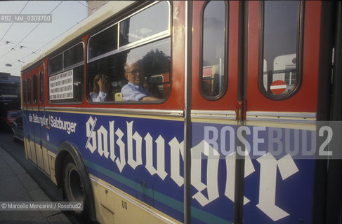 Salzburg, 1989. Bus / Salisburgo, 1989. Autobus - ©Marcello Mencarini/Rosebud2