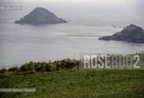 SARK ISLAND, Baleine / ISOLA DI SARK, Baleine ©Marcello Mencarini/Rosebud2