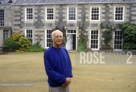Island of Sark, 1994. Michel Beaumont 22nd seigneur of Sark / Isola di Sark, 1994. Michel Beaumont 22° signore di Sark - ©Marcello Mencarini/Rosebud2