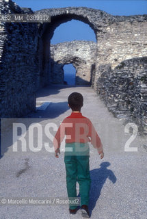 SIRMIONE on the Lake Garda (Italy), Caves of Catullus / SIRMIONE, Lago di Garda, Grotte di Catullo - ©Marcello Mencarini/Rosebud2