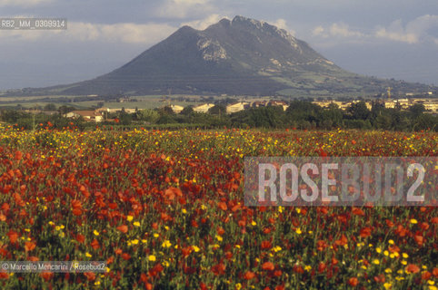 Monte Soratte, in the province of Rome, Italy / Monte Soratte, in provincia di Roma - ©Marcello Mencarini/Rosebud2