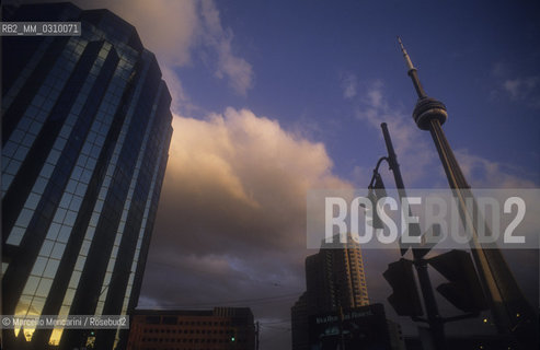 TORONTO, CN Tower (Canadian National Tower) / TORONTO, Torre CN - ©Marcello Mencarini/Rosebud2