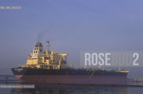 Venice, about 1990. Oil tanker in the lagoon / Venezia, 1990 circa. Petroliera in laguna - ©Marcello Mencarini/Rosebud2