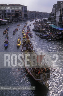 Venice, about 1990. Historical regatta along the Grand Canal / Venezia, 1990 circa. Regata storica sul Canal Grande - ©Marcello Mencarini/Rosebud2
